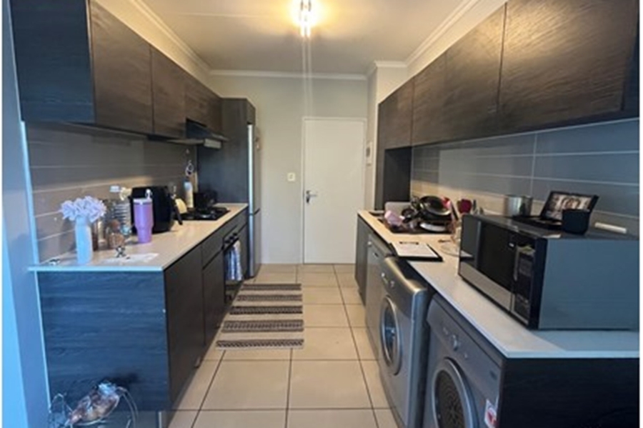 1 Bedroom Property for Sale in Olivedale Gauteng