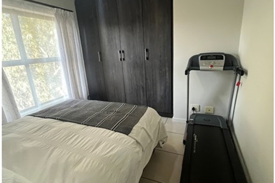 1 Bedroom Property for Sale in Olivedale Gauteng