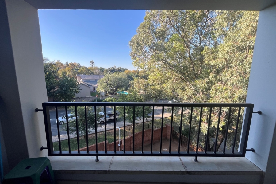 1 Bedroom Property for Sale in Olivedale Gauteng