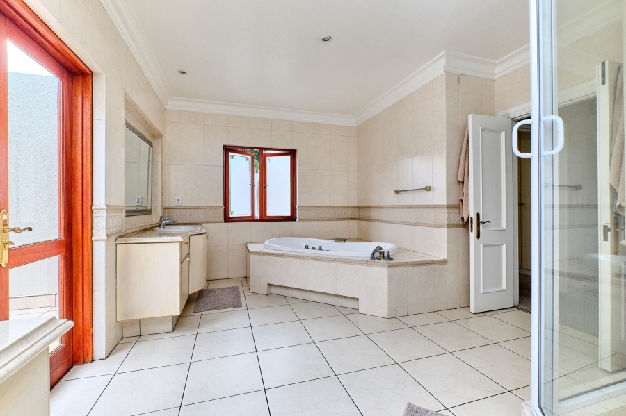 4 Bedroom Property for Sale in Morningside Gauteng
