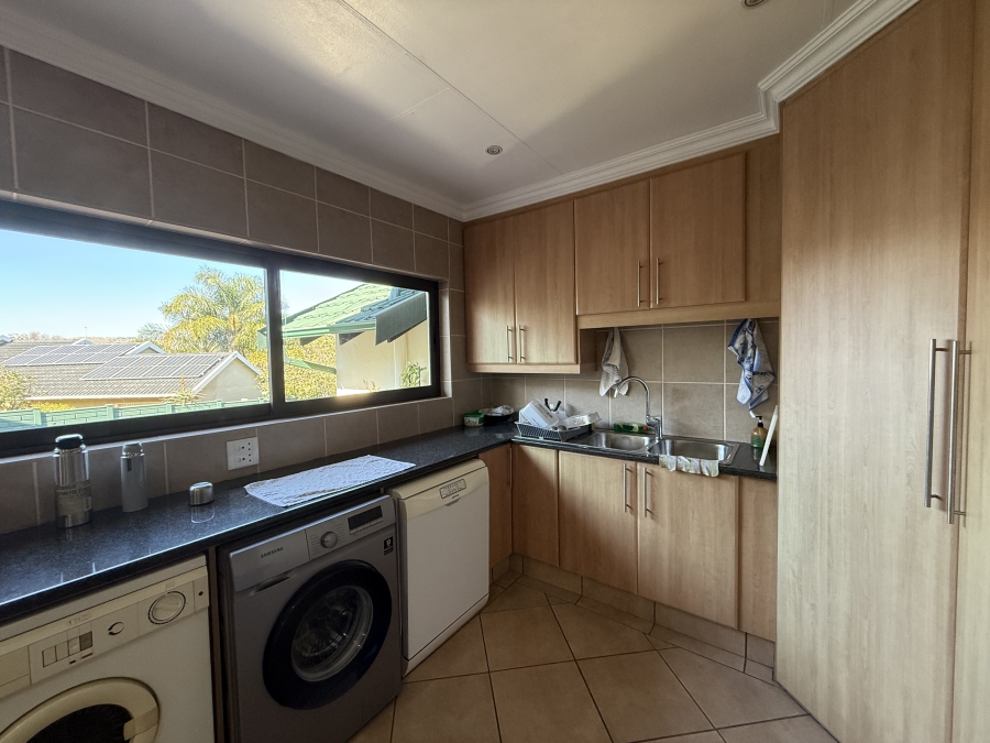 3 Bedroom Property for Sale in Wilro Park Gauteng