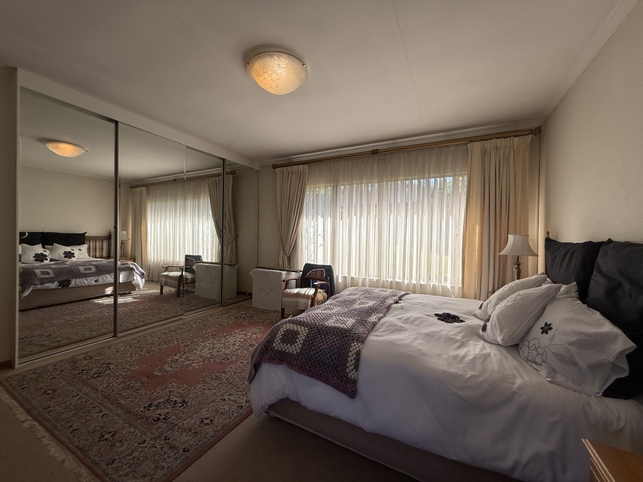 3 Bedroom Property for Sale in Wilro Park Gauteng