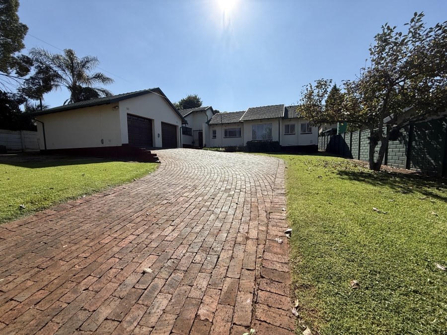 3 Bedroom Property for Sale in Wilro Park Gauteng