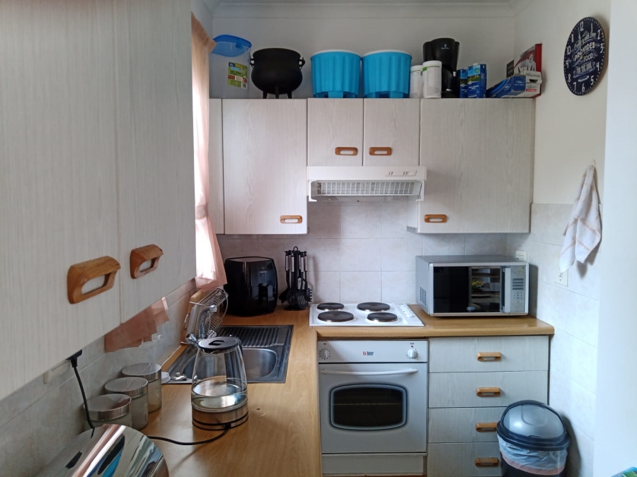 2 Bedroom Property for Sale in Ontdekkerspark Gauteng