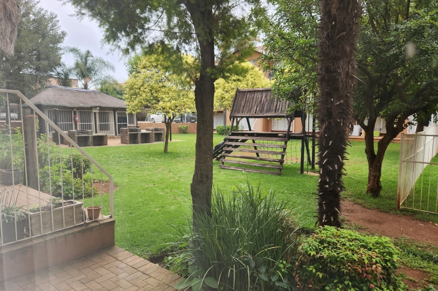 2 Bedroom Property for Sale in Florida Gauteng