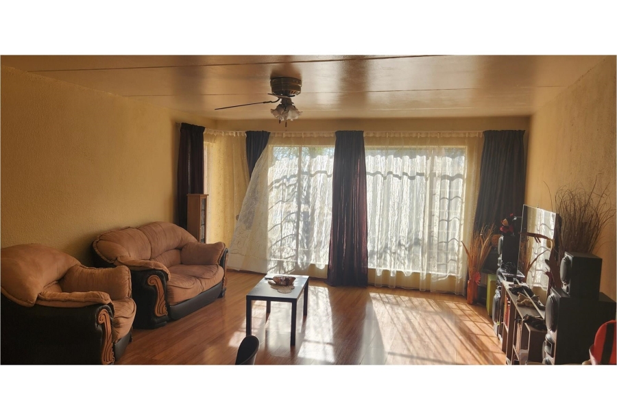 2 Bedroom Property for Sale in Florida Gauteng