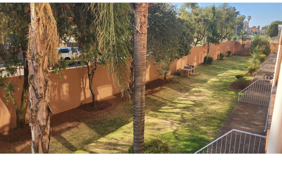 2 Bedroom Property for Sale in Florida Gauteng
