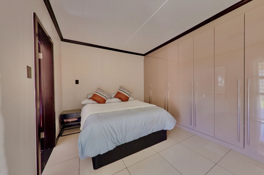 2 Bedroom Property for Sale in Carlswald Gauteng