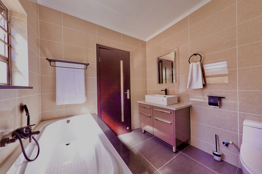 2 Bedroom Property for Sale in Carlswald Gauteng