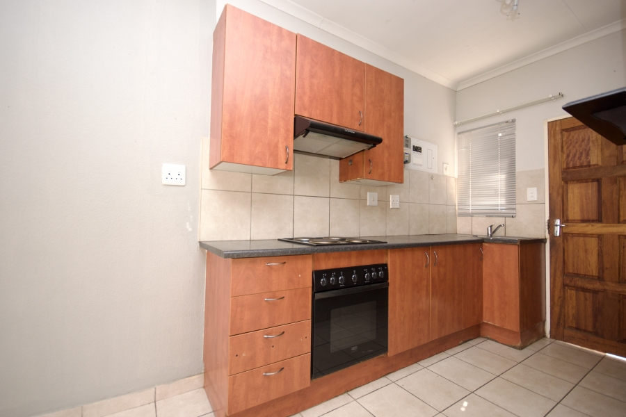 2 Bedroom Property for Sale in Greenhills Gauteng