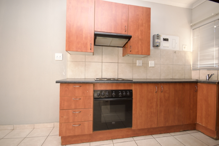 2 Bedroom Property for Sale in Greenhills Gauteng