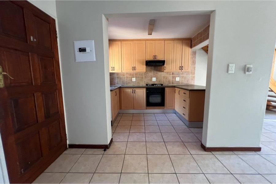 To Let 2 Bedroom Property for Rent in Noordwyk Gauteng