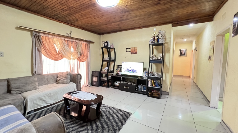 4 Bedroom Property for Sale in Randgate Gauteng