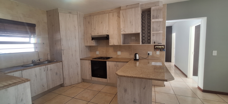 3 Bedroom Property for Sale in Noordheuwel Gauteng