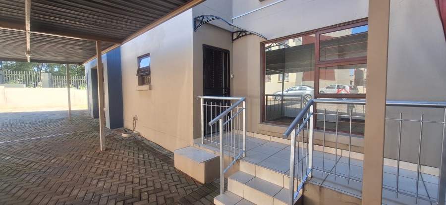 3 Bedroom Property for Sale in Noordheuwel Gauteng