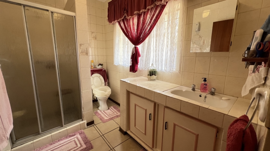 3 Bedroom Property for Sale in Randgate Gauteng