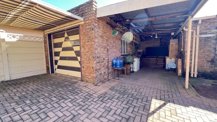 3 Bedroom Property for Sale in Randgate Gauteng