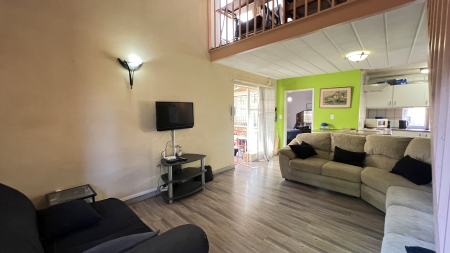 3 Bedroom Property for Sale in Helikonpark Gauteng
