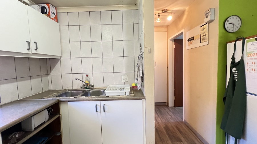 3 Bedroom Property for Sale in Helikonpark Gauteng