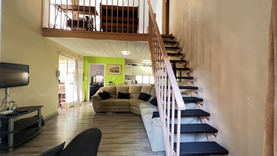 3 Bedroom Property for Sale in Helikonpark Gauteng