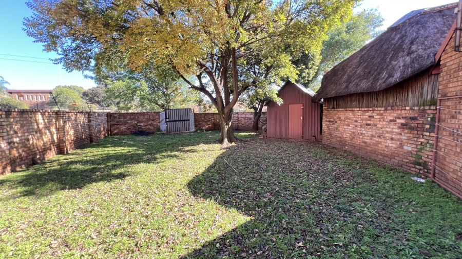 3 Bedroom Property for Sale in Helikonpark Gauteng