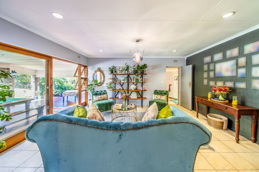 7 Bedroom Property for Sale in Petervale Gauteng