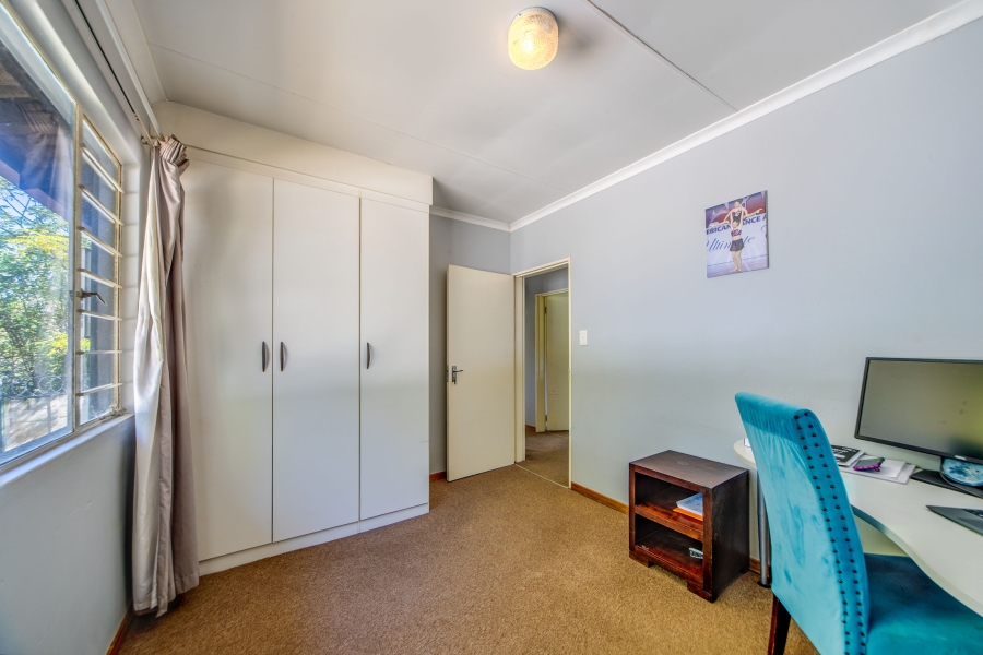7 Bedroom Property for Sale in Petervale Gauteng