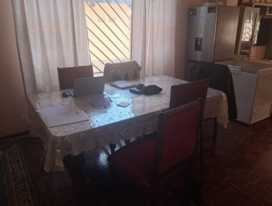 4 Bedroom Property for Sale in Ridgeway Gauteng