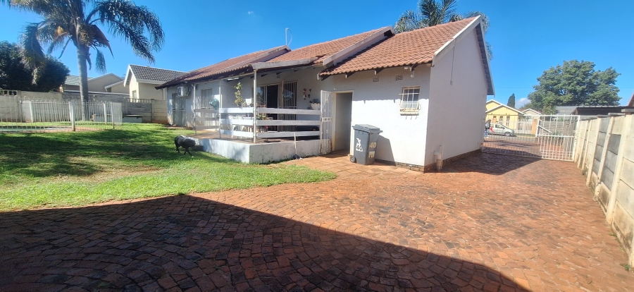 3 Bedroom Property for Sale in Dan Pienaarville Gauteng