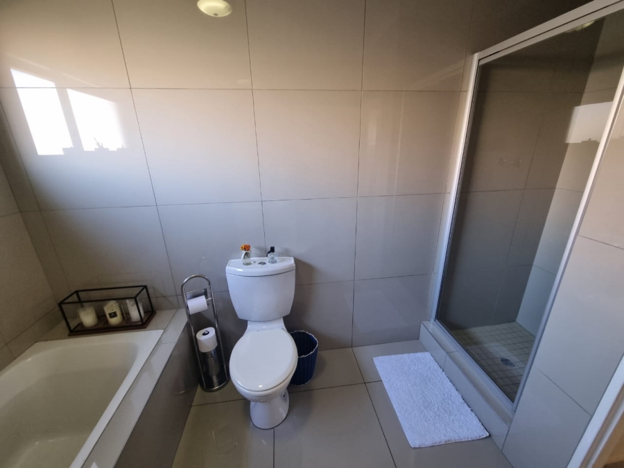 To Let 2 Bedroom Property for Rent in Meyersdal Gauteng