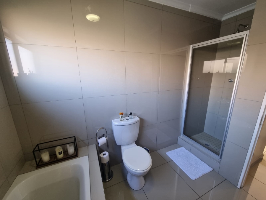 To Let 2 Bedroom Property for Rent in Meyersdal Gauteng