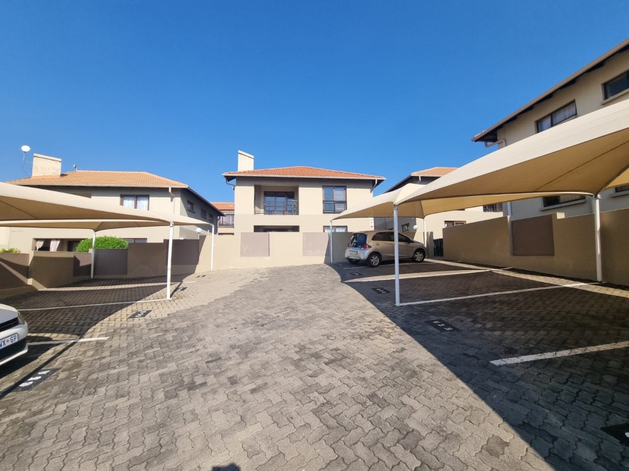 To Let 2 Bedroom Property for Rent in Meyersdal Gauteng