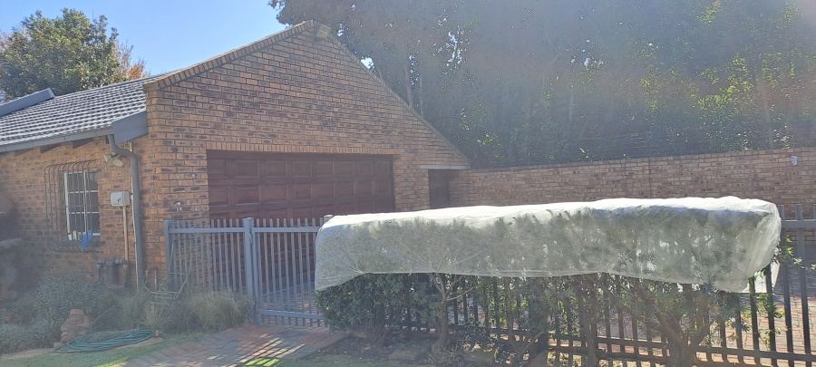 4 Bedroom Property for Sale in New State Areas Gauteng
