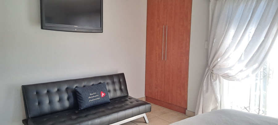 4 Bedroom Property for Sale in New State Areas Gauteng