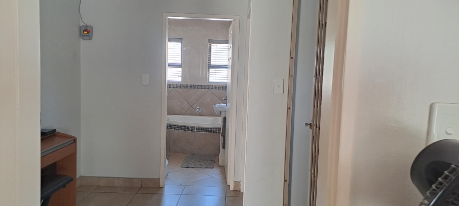 4 Bedroom Property for Sale in New State Areas Gauteng