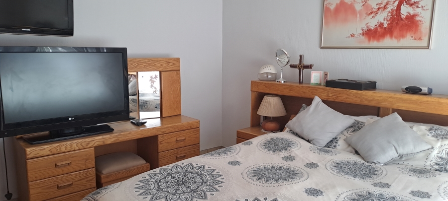 4 Bedroom Property for Sale in New State Areas Gauteng