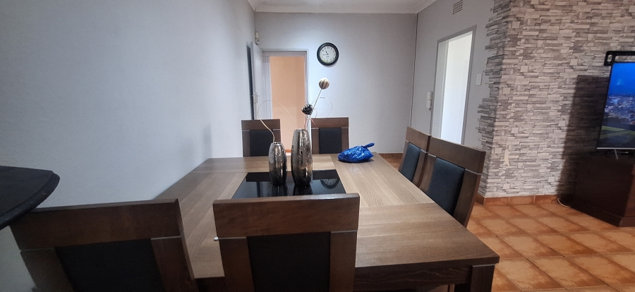 4 Bedroom Property for Sale in Witpoortjie Gauteng