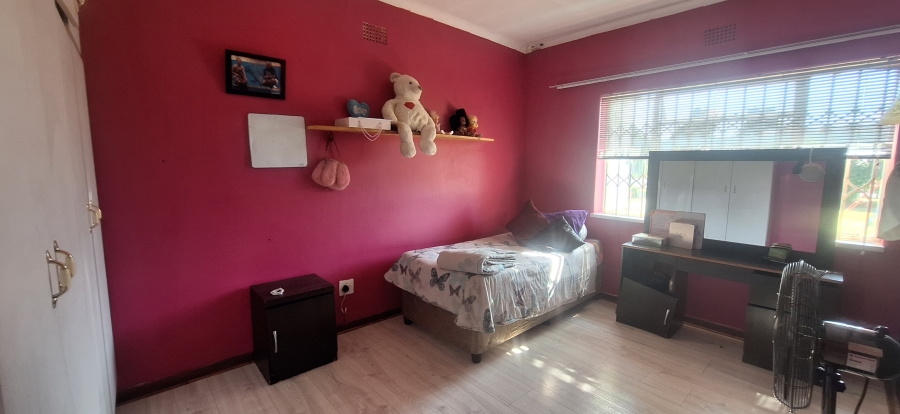 4 Bedroom Property for Sale in Witpoortjie Gauteng