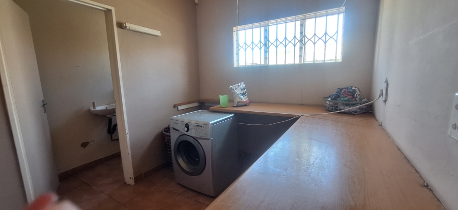4 Bedroom Property for Sale in Witpoortjie Gauteng
