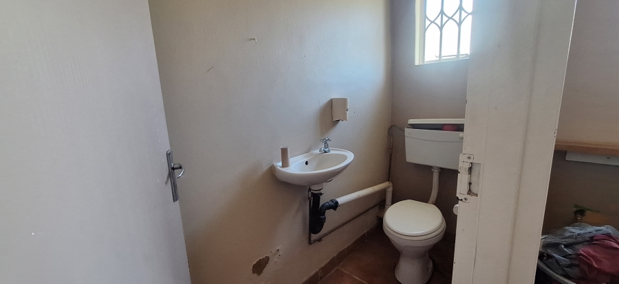 4 Bedroom Property for Sale in Witpoortjie Gauteng