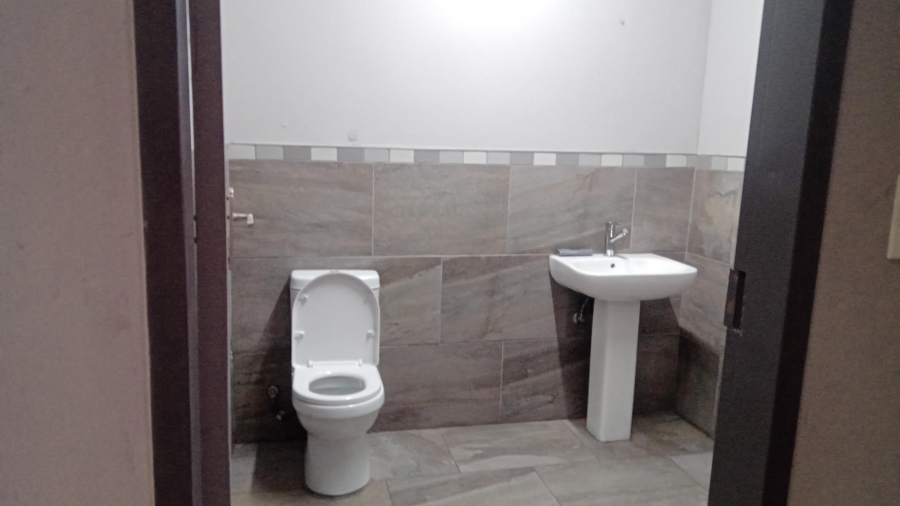 Commercial Property for Sale in Ophirton Gauteng
