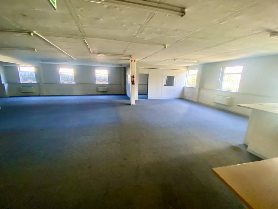 To Let commercial Property for Rent in Randjespark Gauteng