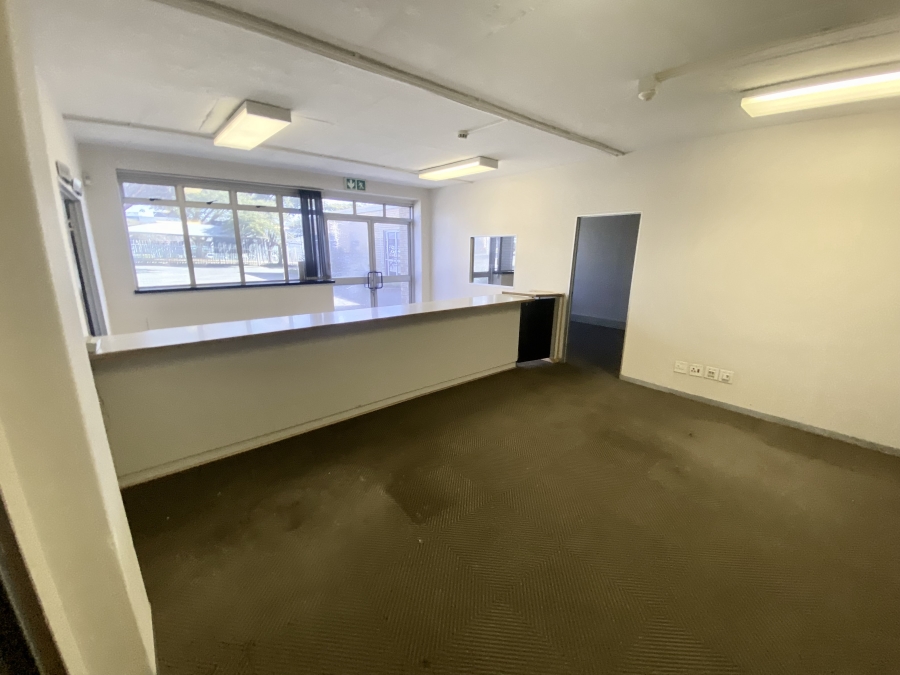 To Let commercial Property for Rent in Randjespark Gauteng