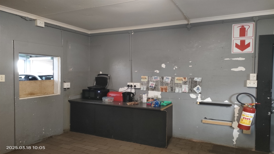 To Let commercial Property for Rent in Strijdom Park Gauteng