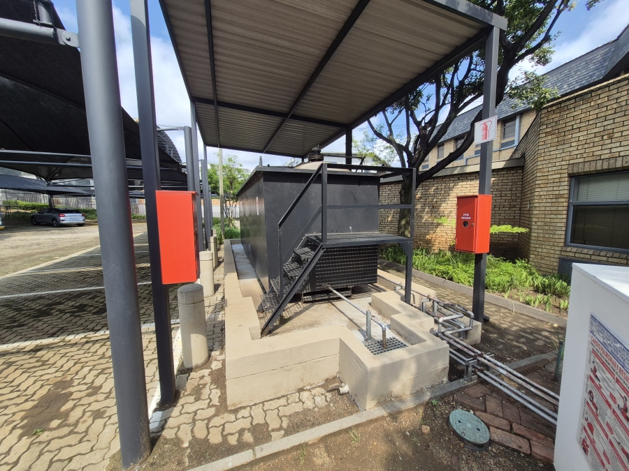 To Let commercial Property for Rent in Meadowdale Gauteng