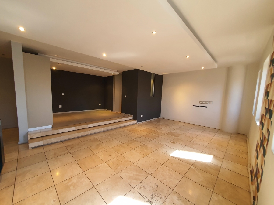 To Let 1 Bedroom Property for Rent in Johannesburg Central Gauteng