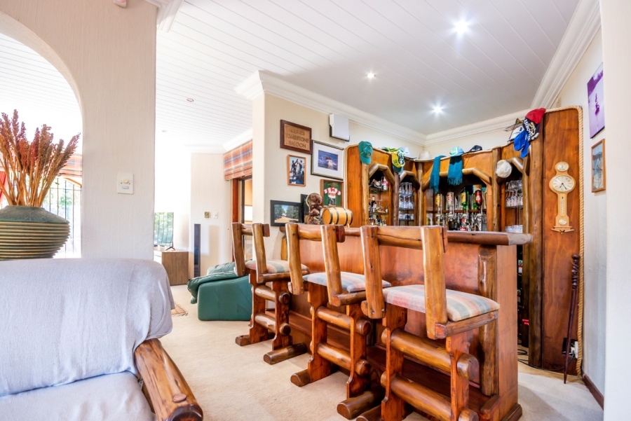 4 Bedroom Property for Sale in Northcliff Gauteng