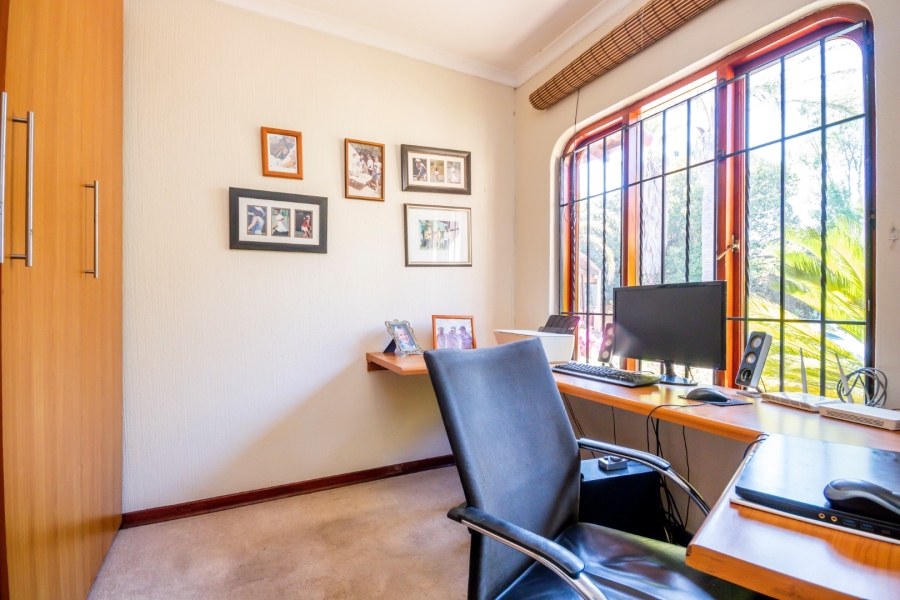 4 Bedroom Property for Sale in Northcliff Gauteng