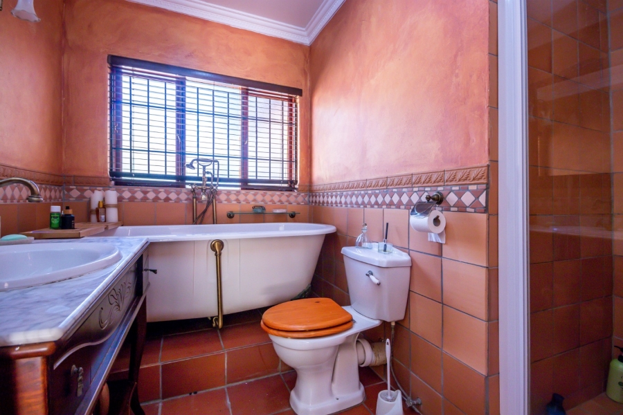 4 Bedroom Property for Sale in Northcliff Gauteng