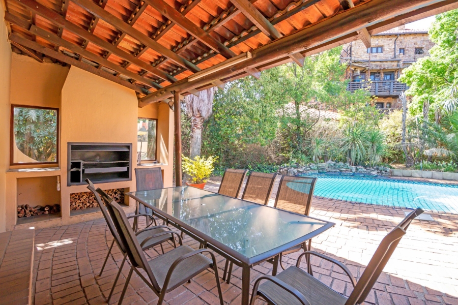 4 Bedroom Property for Sale in Northcliff Gauteng
